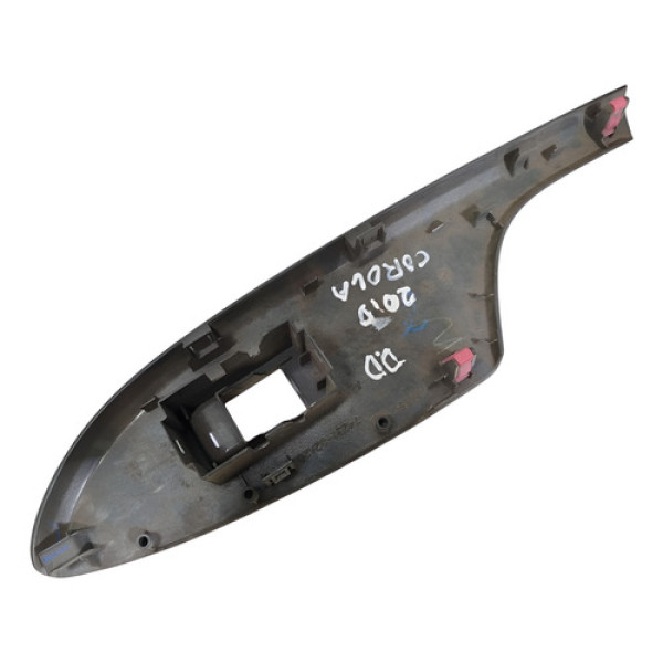 Moldura Botão Vidro Elétrico Diant. Dir. Toyota Corolla 2010