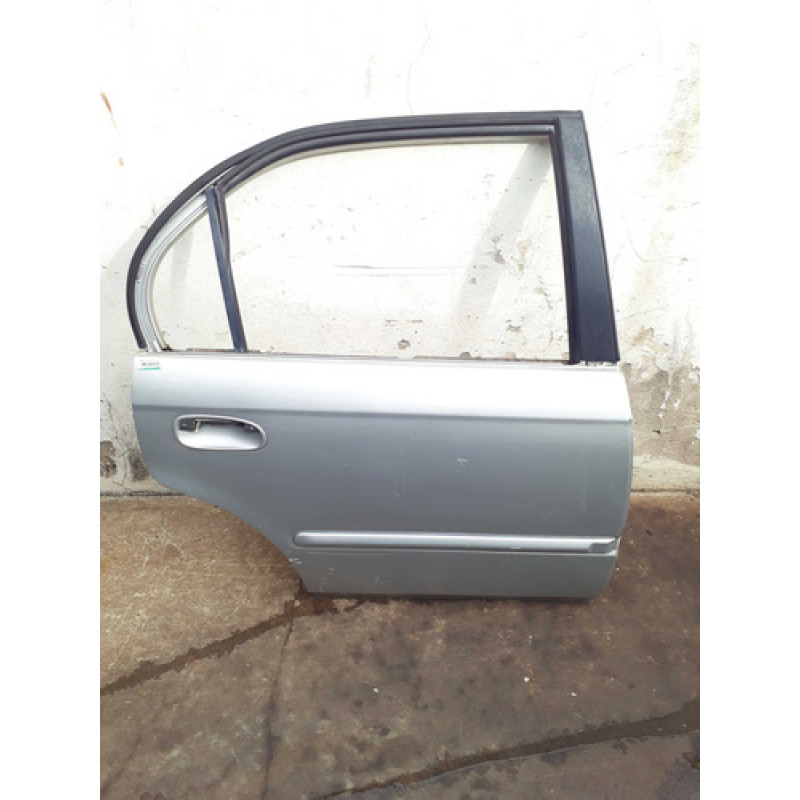 Porta Traseira Direita Honda Civic 1999 1.6  Direito Prata Porta Traseira Direita Honda Civic 1999 1.6  Direito Prata
