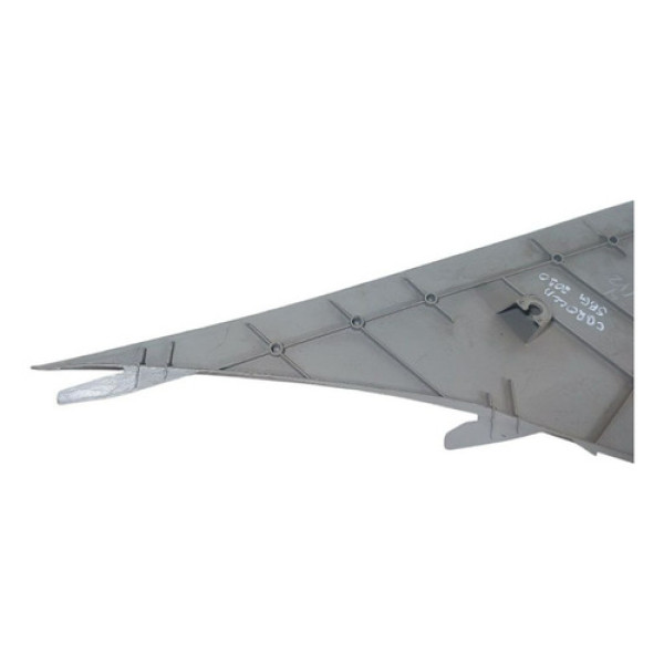 Acabamento Superior Direito Toyota Corolla 1.8