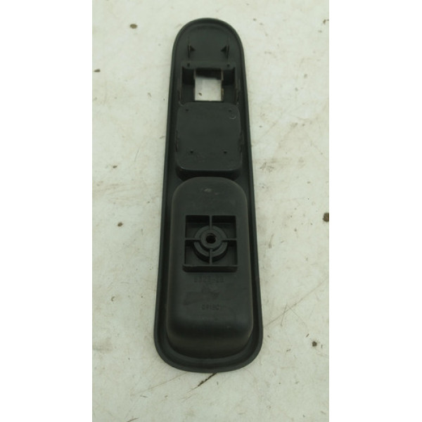 Moldura Vidro Elétrico Dianteira Direita Peugeot 307 2008